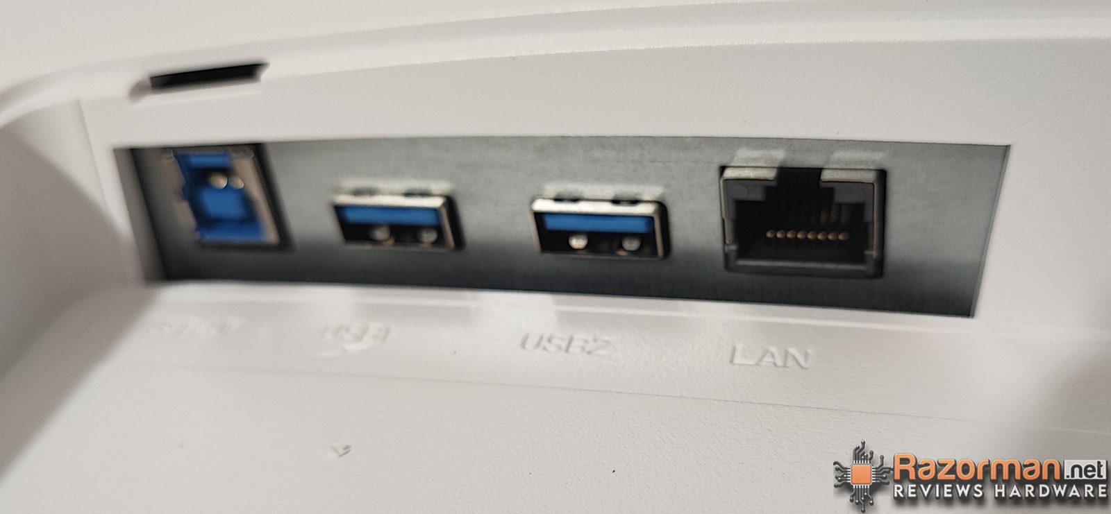 LC-POWER LC-M34-Q-C-PRO LC-POWER LC-M34-Q-C-PRO