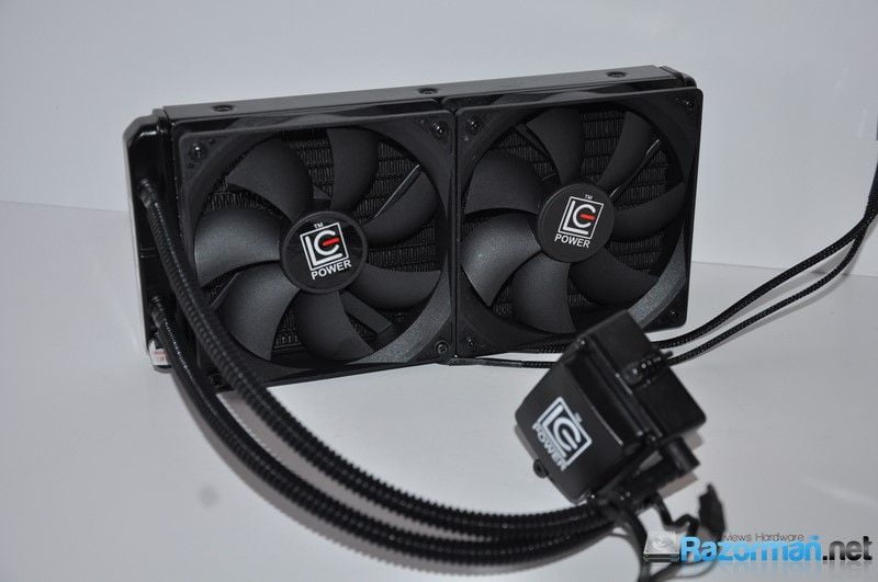 Review LC-Power LC-CC-240-LiCo 12