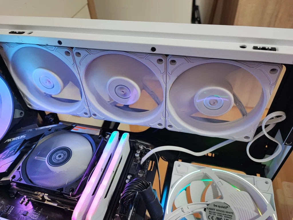 Review LIAN LI Uni Fan P28 2 Review LIAN LI Uni Fan P28 2