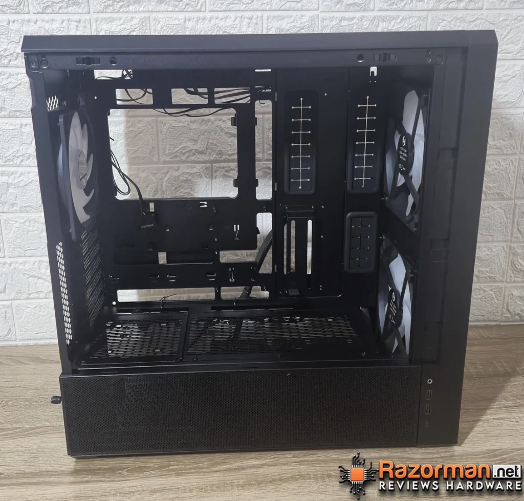 Lian Li LANCOOL 217 INF Lian Li LANCOOL 217 INF