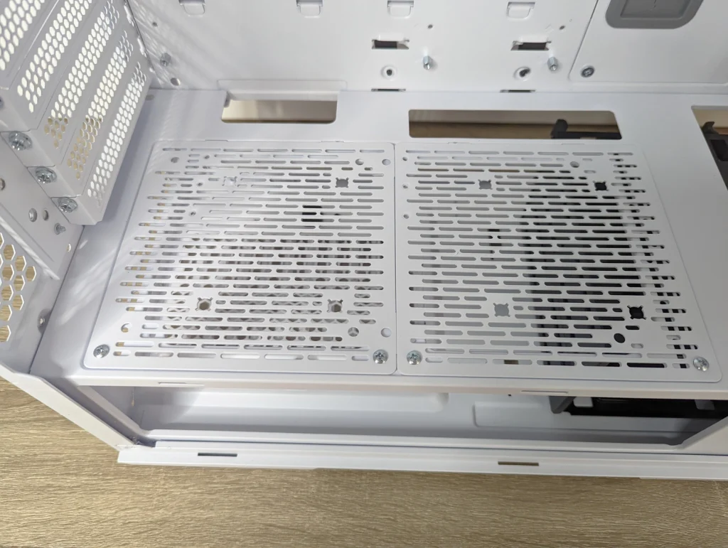 Review Lancool 216 RGB 24 Review Lancool 216 RGB 24