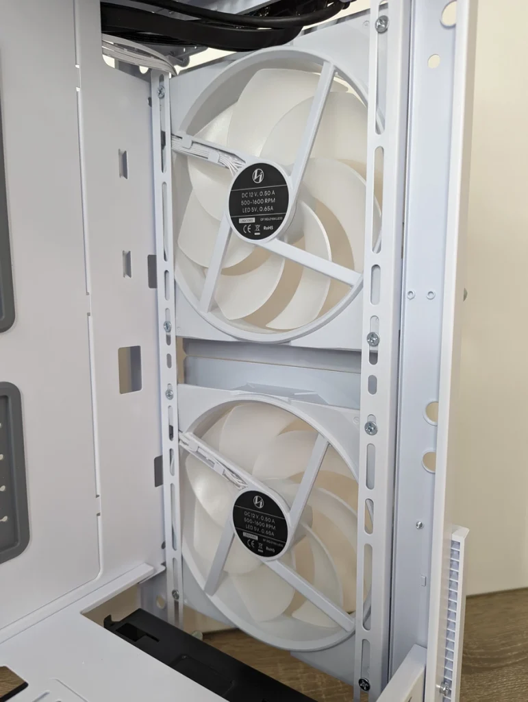 Review Lancool 216 RGB 28 Review Lancool 216 RGB 28