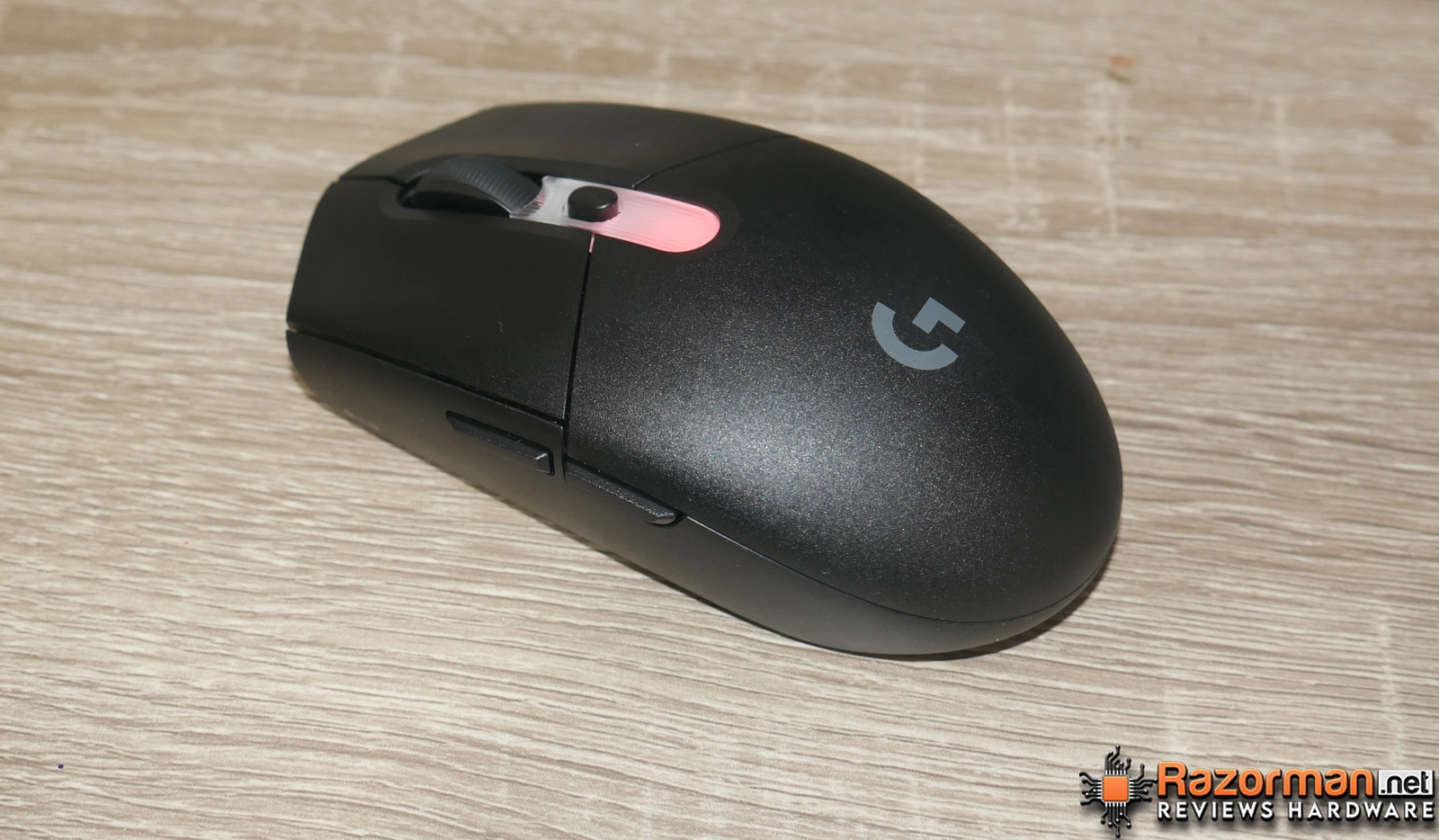 iluminacion Logitech G305 X SUPERLIGHT