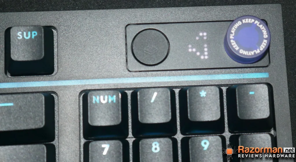 Logitech G316 X 98 Review en español del teclado mecánico 98% con dial físico 2 Logo logiech razorman