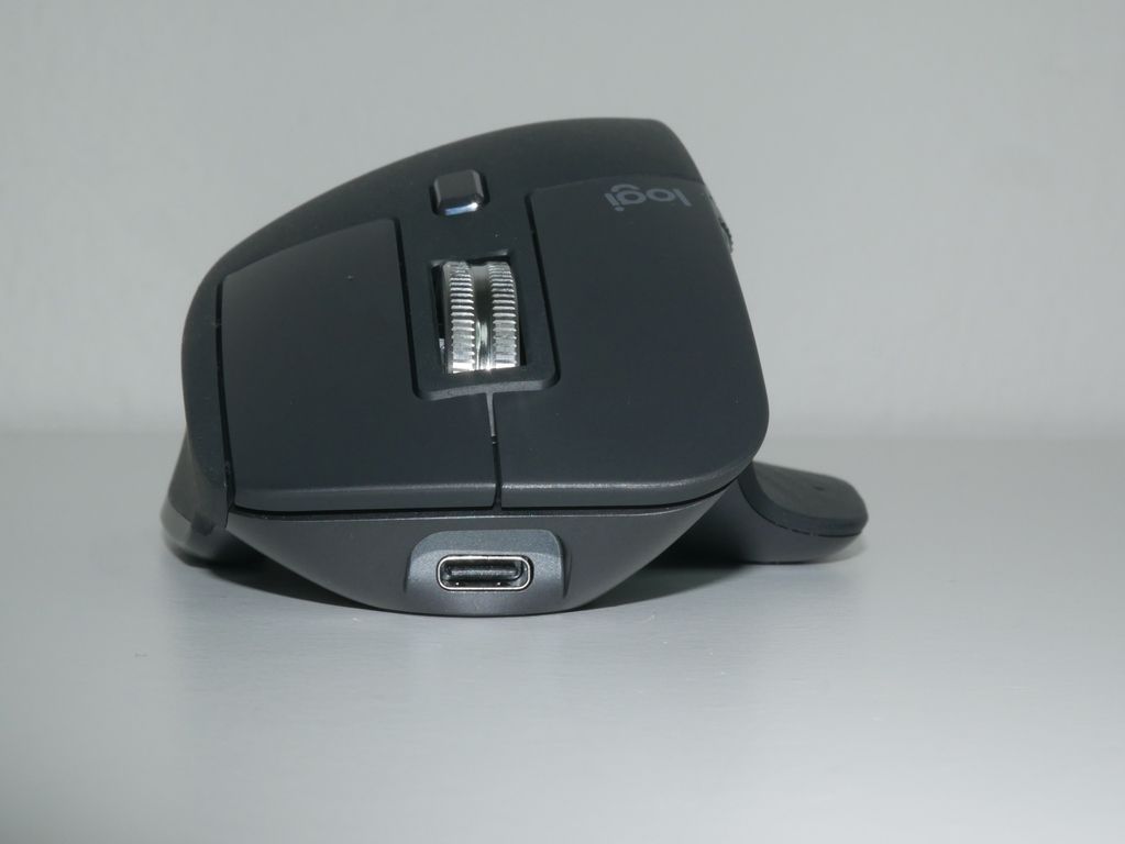 Review Logitech MX Master 3 16 Review Logitech MX Master 3 14