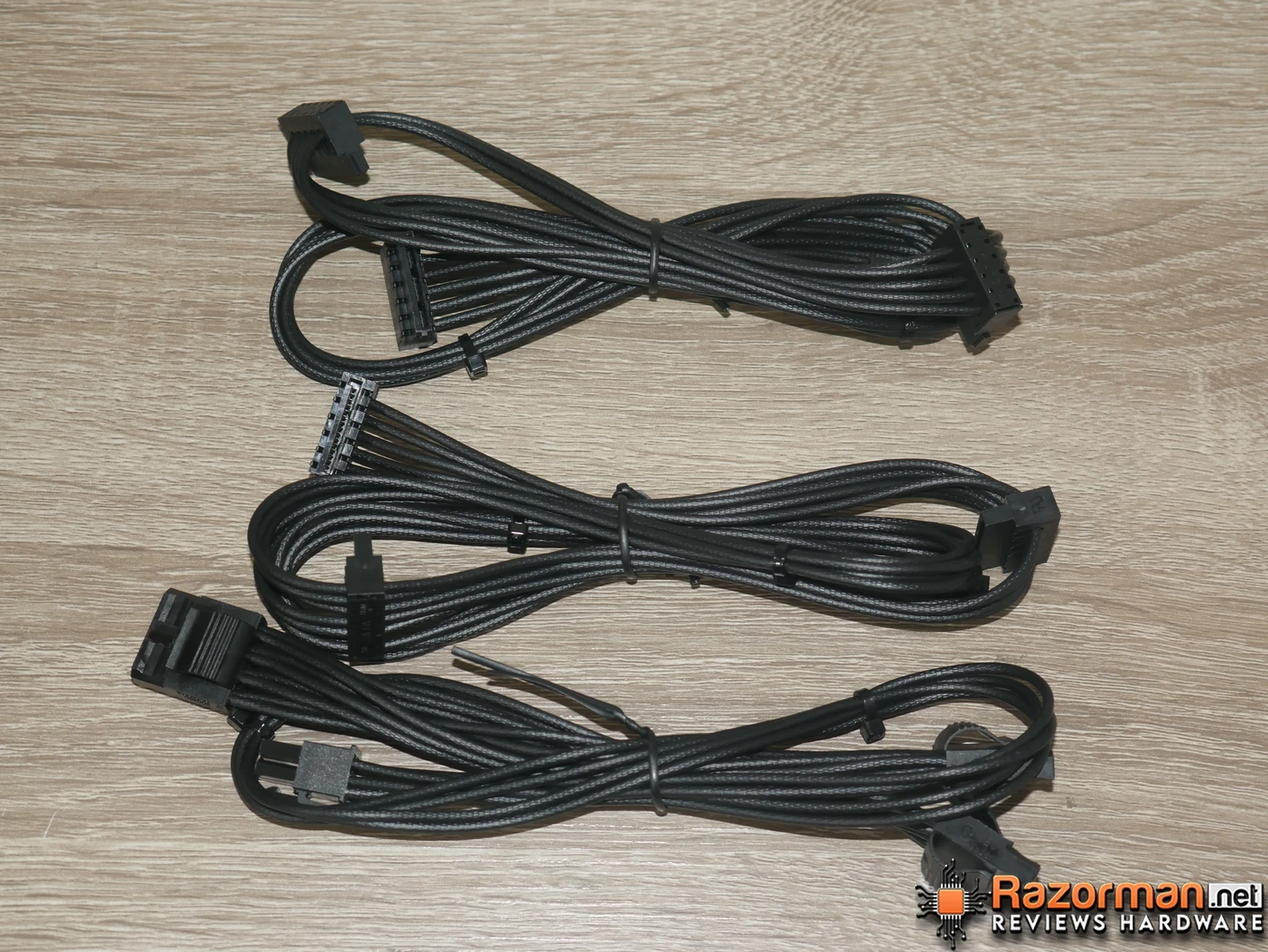 Cables conexion MSI MAG A1200 PLS PCIE5 Cables conexion MSI MAG A1200 PLS PCIE5