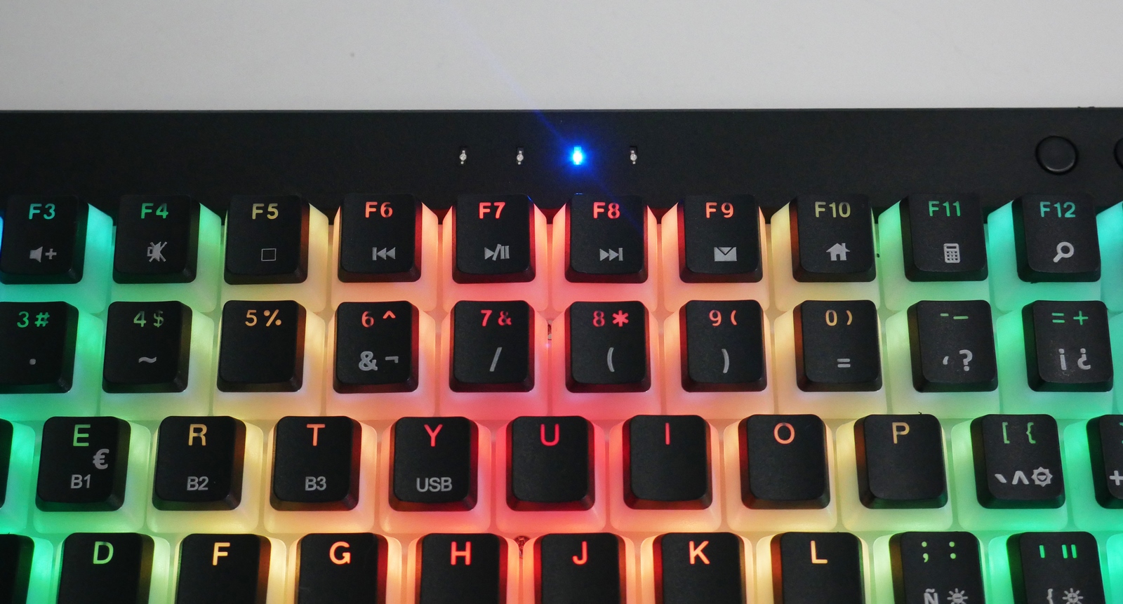 Review Mars Gaming MKCLOUD 10