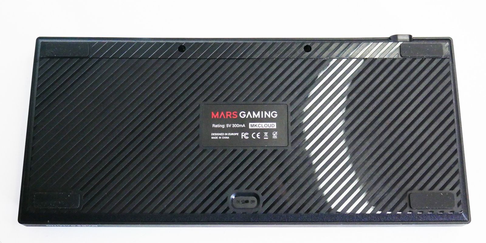 Review Mars Gaming MKCLOUD 14