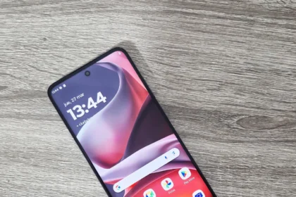 MOTOROLA MOTO G15
