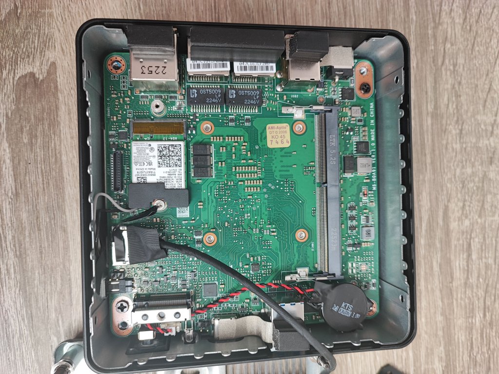 Review MSI CUBI N ADL 17 Review MSI CUBI N ADL 17
