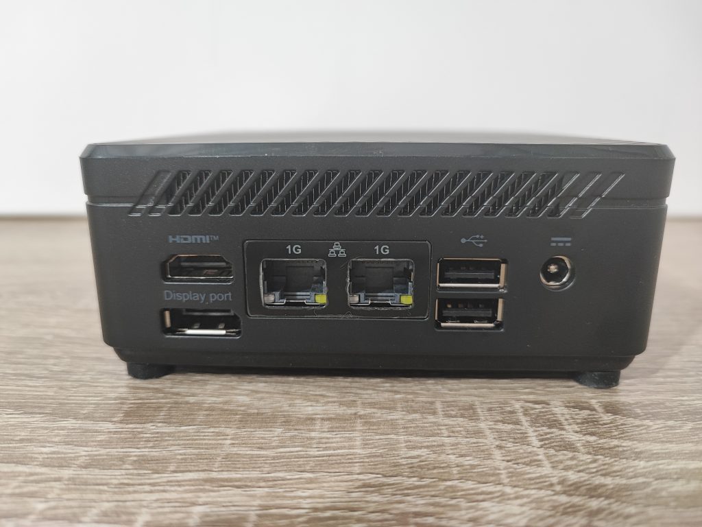 Review MSI CUBI N ADL 12 Review MSI CUBI N ADL 12