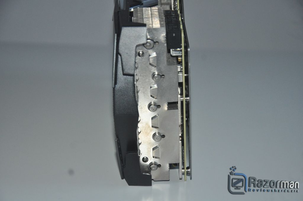 Review MSI Geforce RTX 2080 Ti Gaming X Trio 13