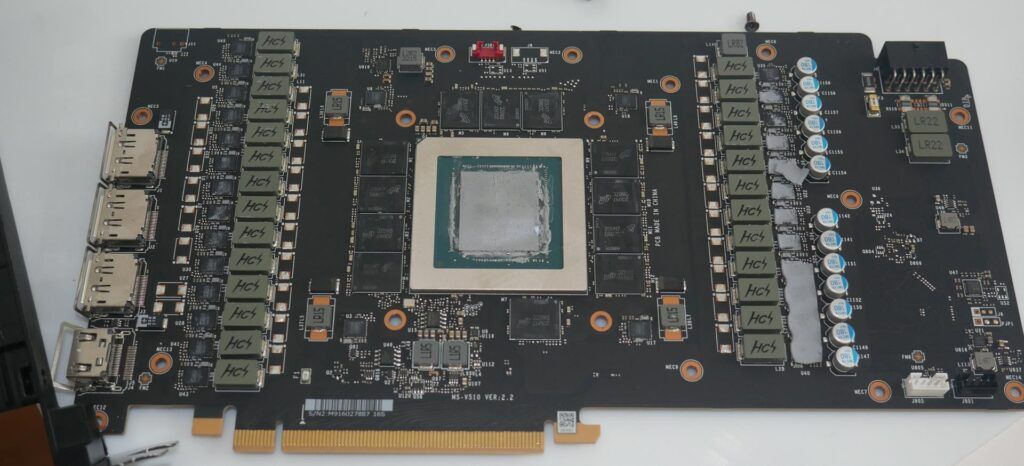 Review MSI GeForce RTX 4090 SUPRIM LIQUID X 40
