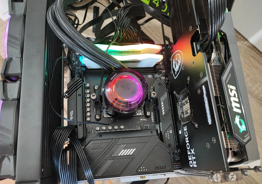Review MSI Geforce RTX 4070 Gaming X Trio 23