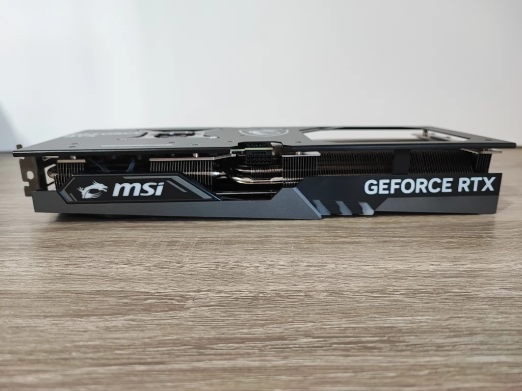Review MSI Geforce RTX 4070 Gaming X Trio 12
