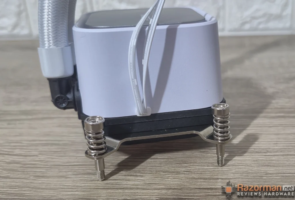 Review MSI MAG Coreliquid A13 360 18 Review MSI MAG Coreliquid A13 360 1
