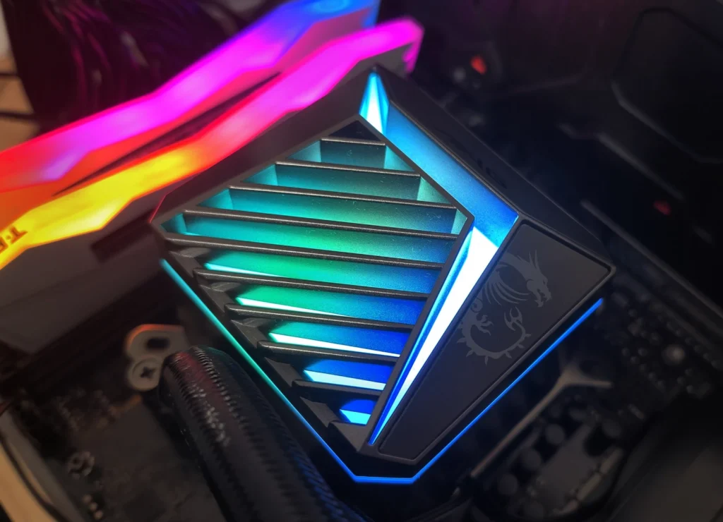 MSI MAG CORELIQUID A15 360