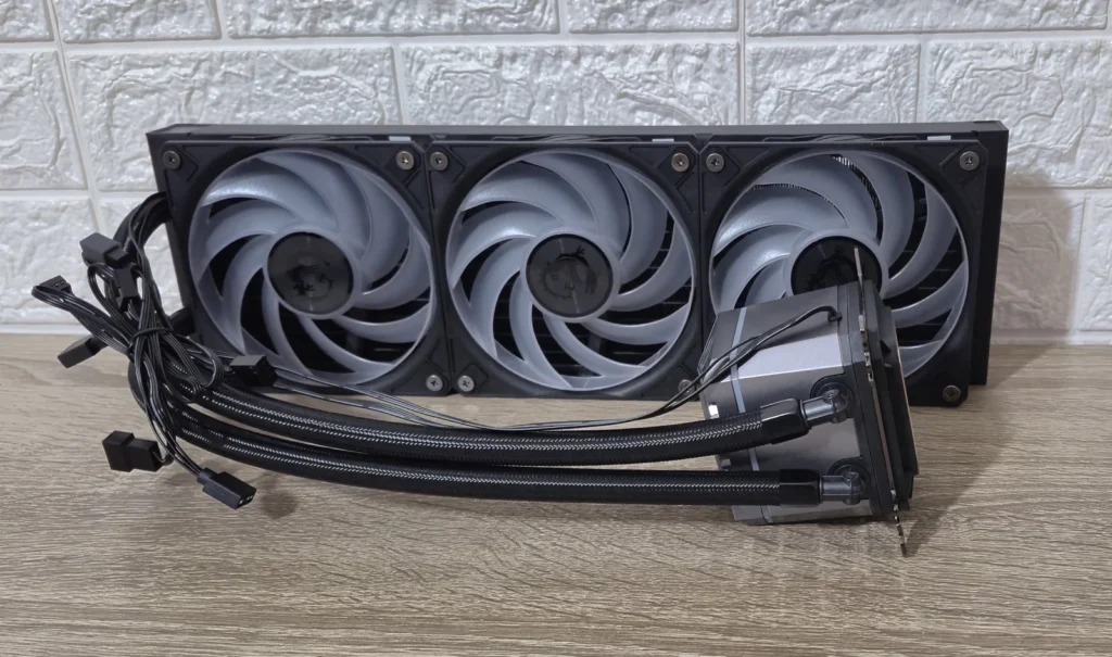 MSI MAG CORELIQUID A15 360 Review en Español 2