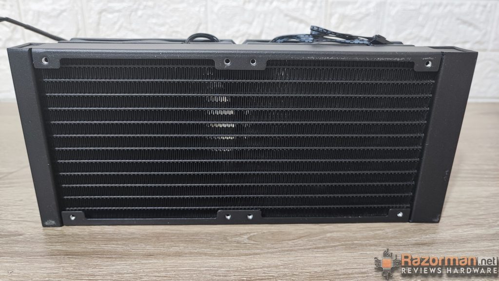 MSI MAG CORELIQUID i240