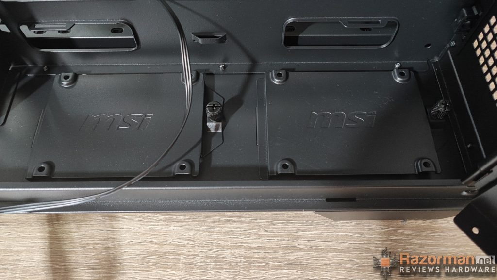 MSI MAG PANO 100L PZ MSI MAG PANO 100L PZ