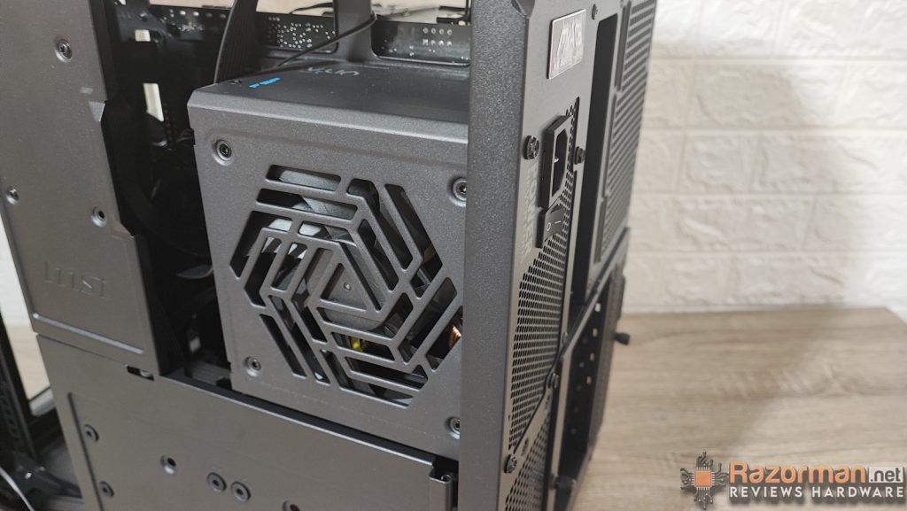 MSI MAG PANO 100L PZ MSI MAG PANO 100L PZ