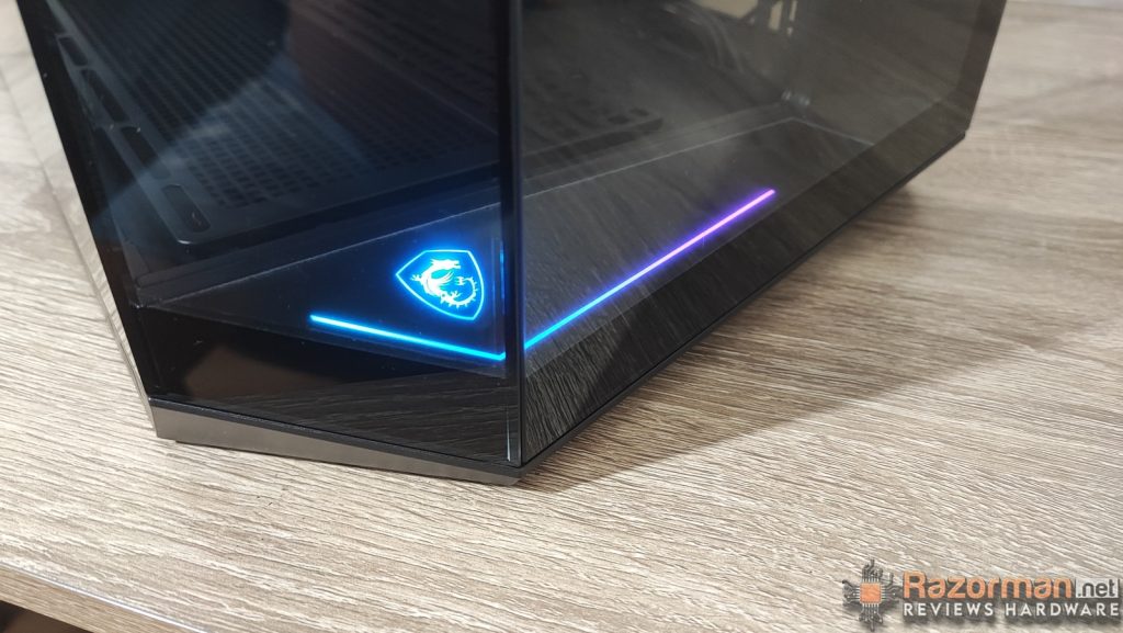 MSI MAG PANO 100L PZ MSI MAG PANO 100L PZ