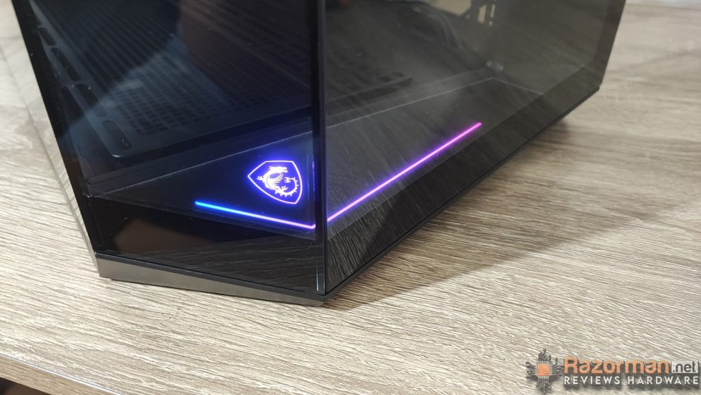 MSI MAG PANO 100L PZ MSI MAG PANO 100L PZ