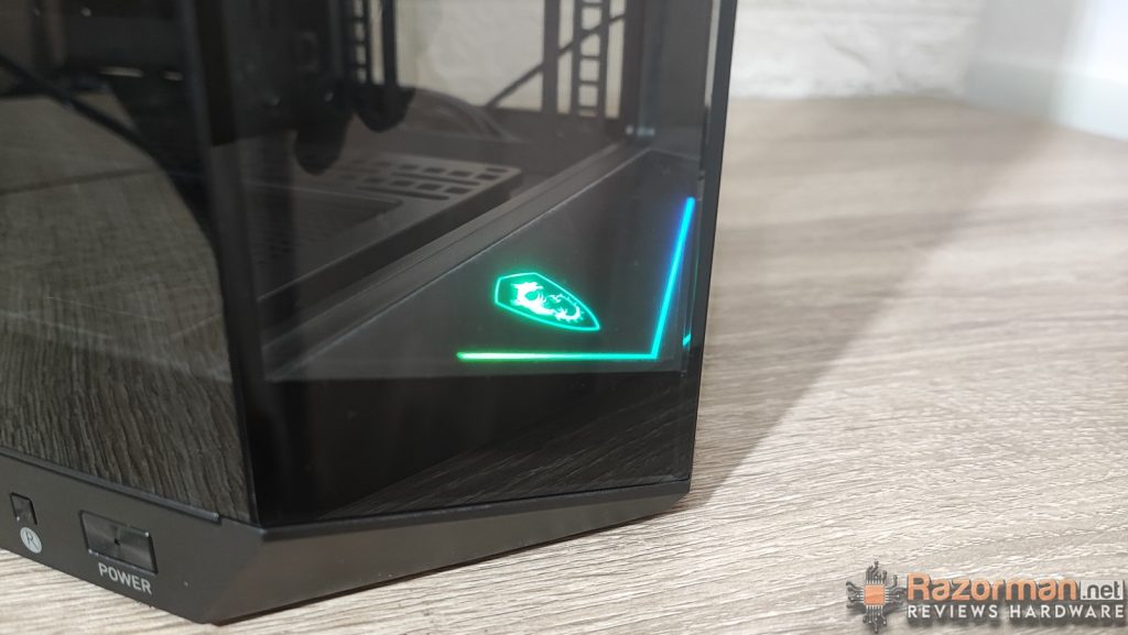 MSI MAG PANO 100L PZ MSI MAG PANO 100L PZ