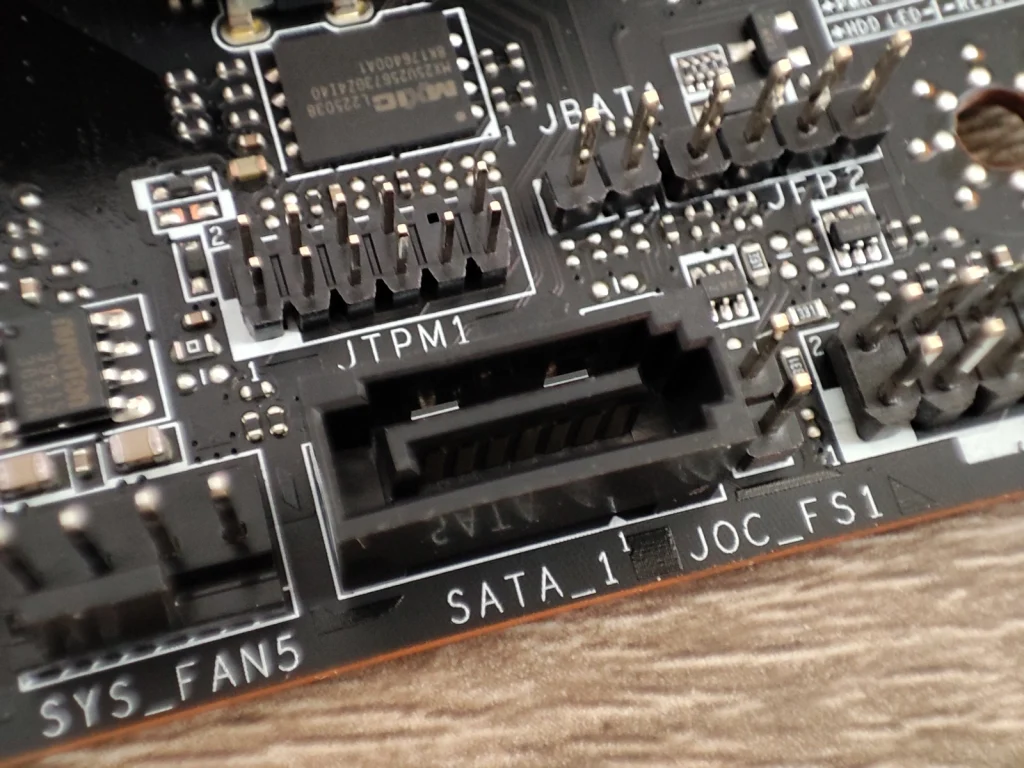Review MSI Z790 Tomahawk WIFI DDR5 19 Review MSI Z790 Tomahawk WIFI DDR5 19