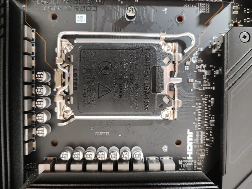 Review MSI Z790 Tomahawk WIFI DDR5 15 Review MSI Z790 Tomahawk WIFI DDR5 15