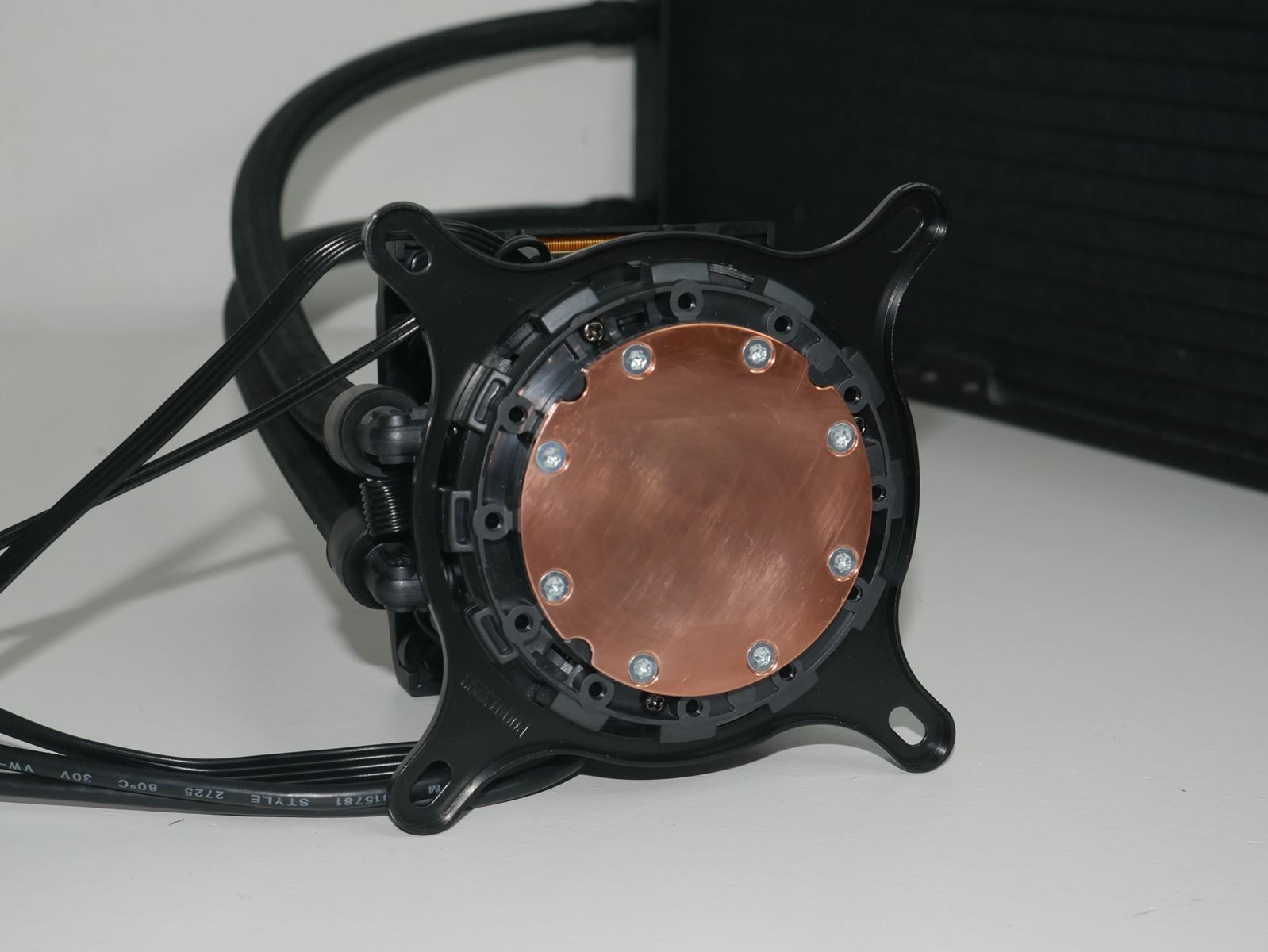 Review MSI MEG Coreliquid S360 17 Review MSI MEG Coreliquid S360 16