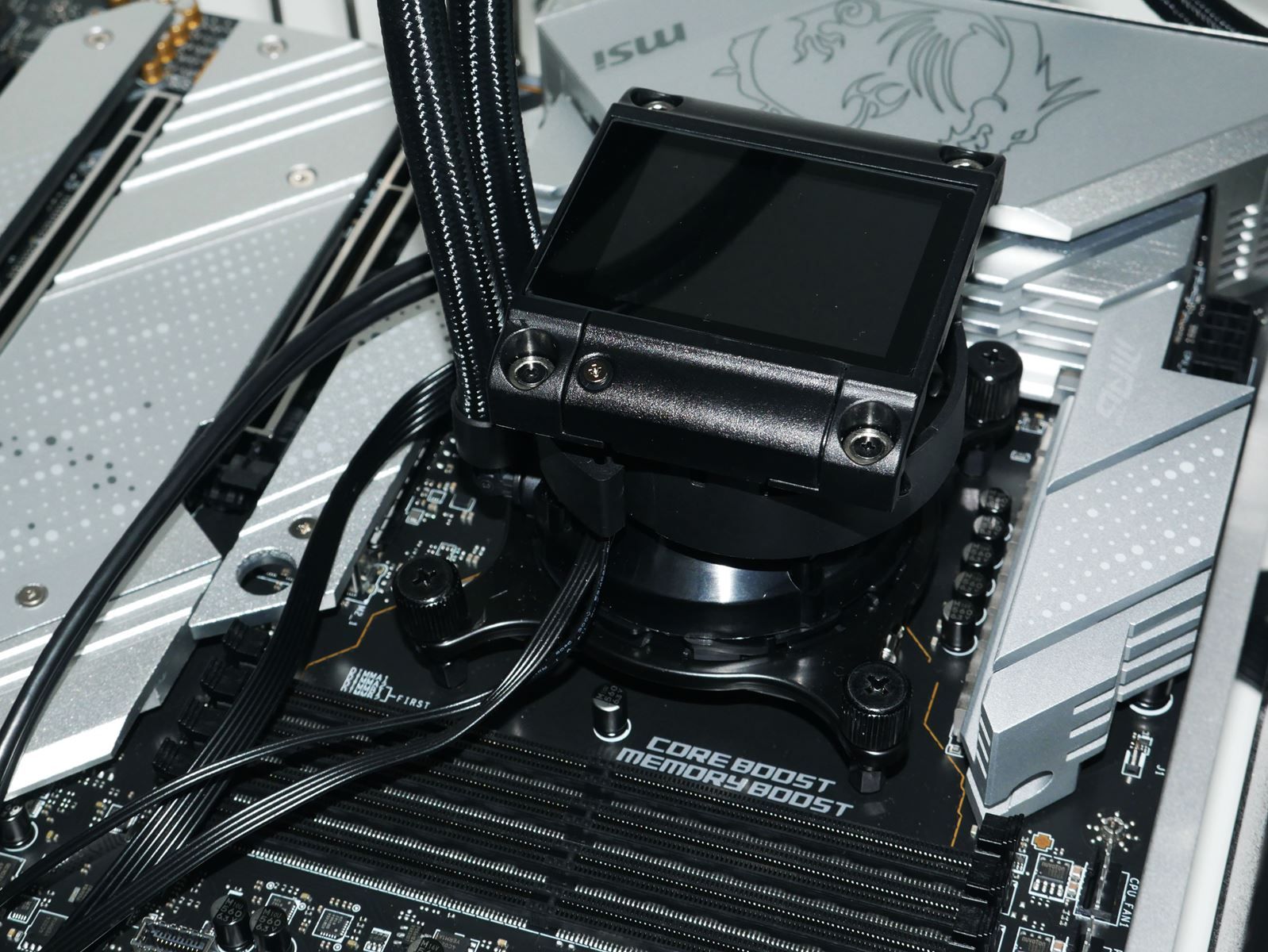 Review MSI MEG Coreliquid S360 23 Review MSI MEG Coreliquid S360 22