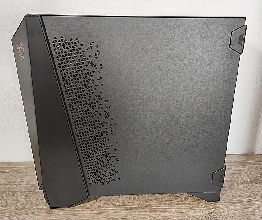Review MSI MEG PROSPECT 700R 12