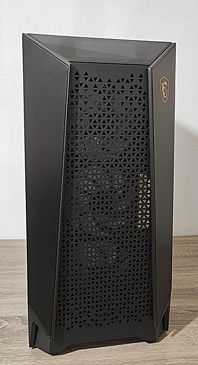 Review MSI MEG PROSPECT 700R 9