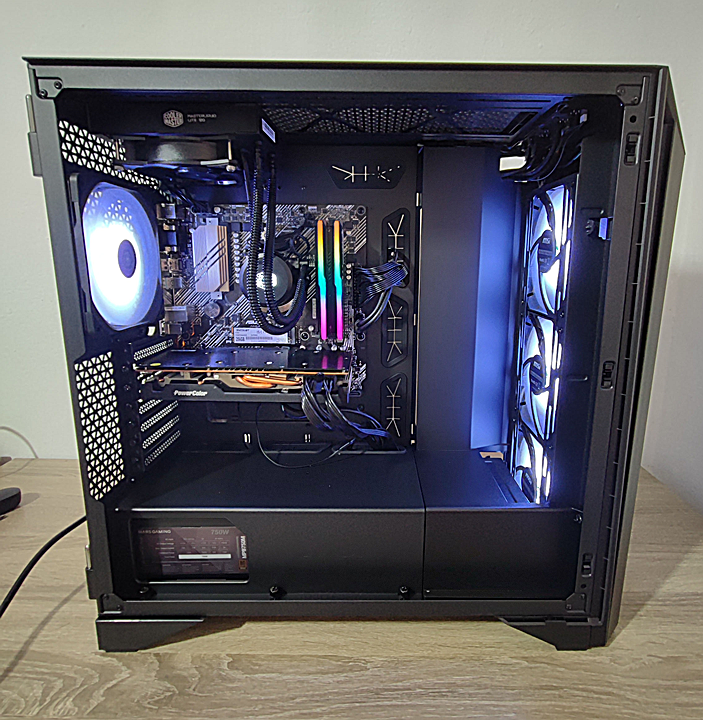 Review MSI MEG PROSPECT 700R 58