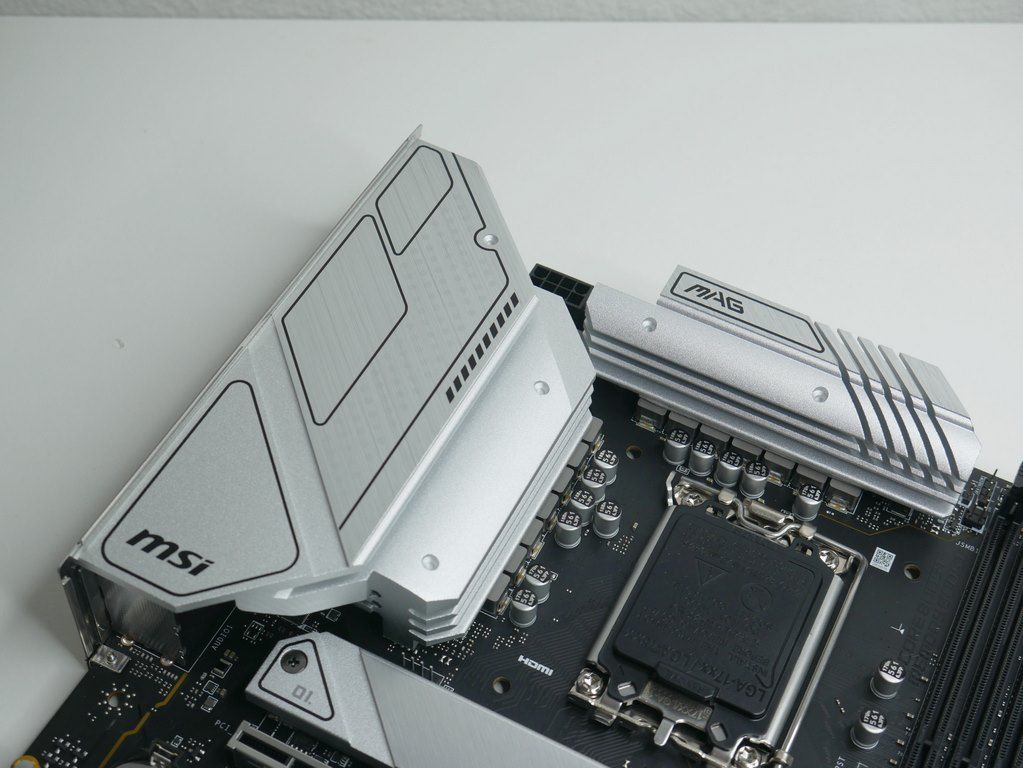 Review MSI MAG B660M MORTAR WiFi DDR4 9 Review MSI MAG B660M MORTAR WiFi DDR4 8