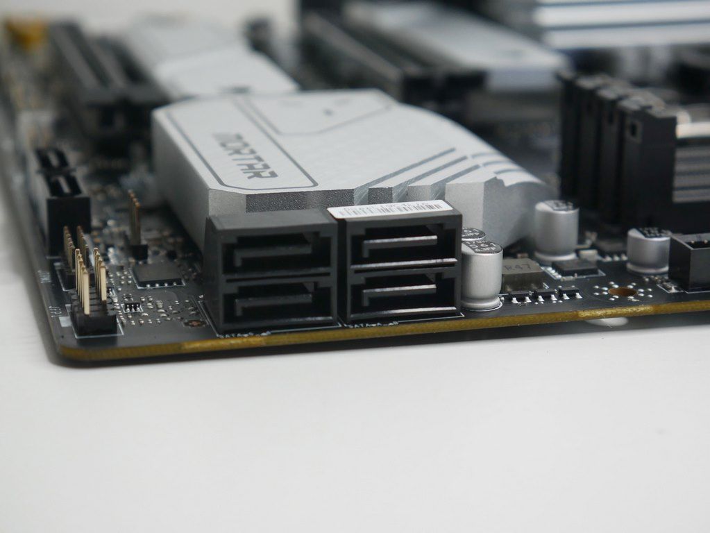 Review MSI MAG B660M MORTAR WiFi DDR4 15 Review MSI MAG B660M MORTAR WiFi DDR4 14
