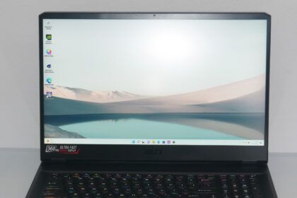 Review MSI Raider G76 12UGS-497US 14