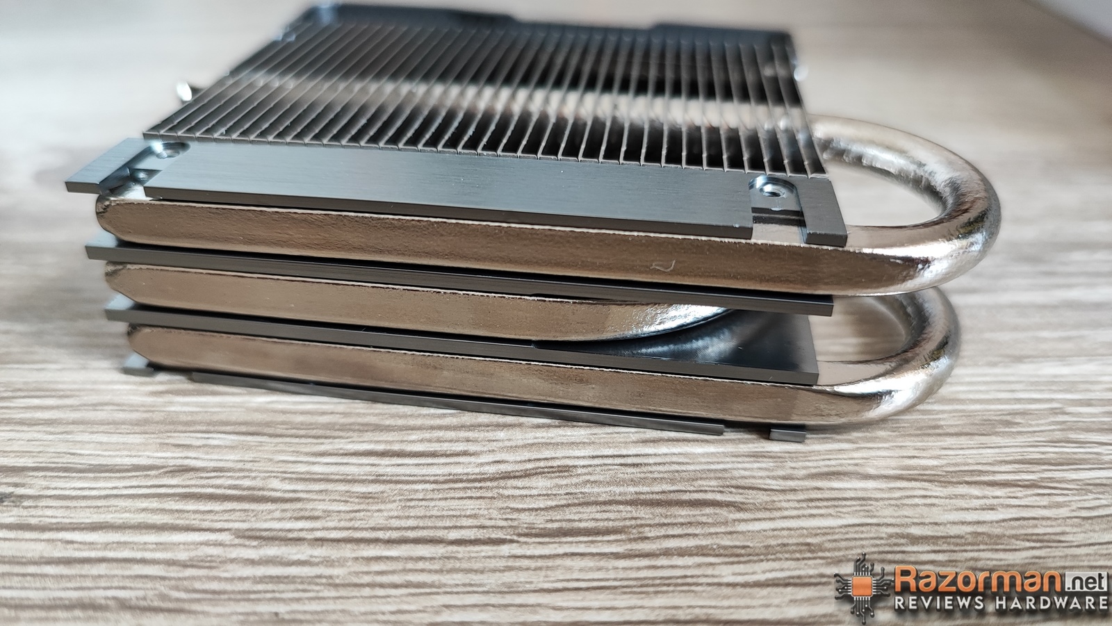 MSI SPATIUM M580 FROZR MSI SPATIUM M580 FROZR