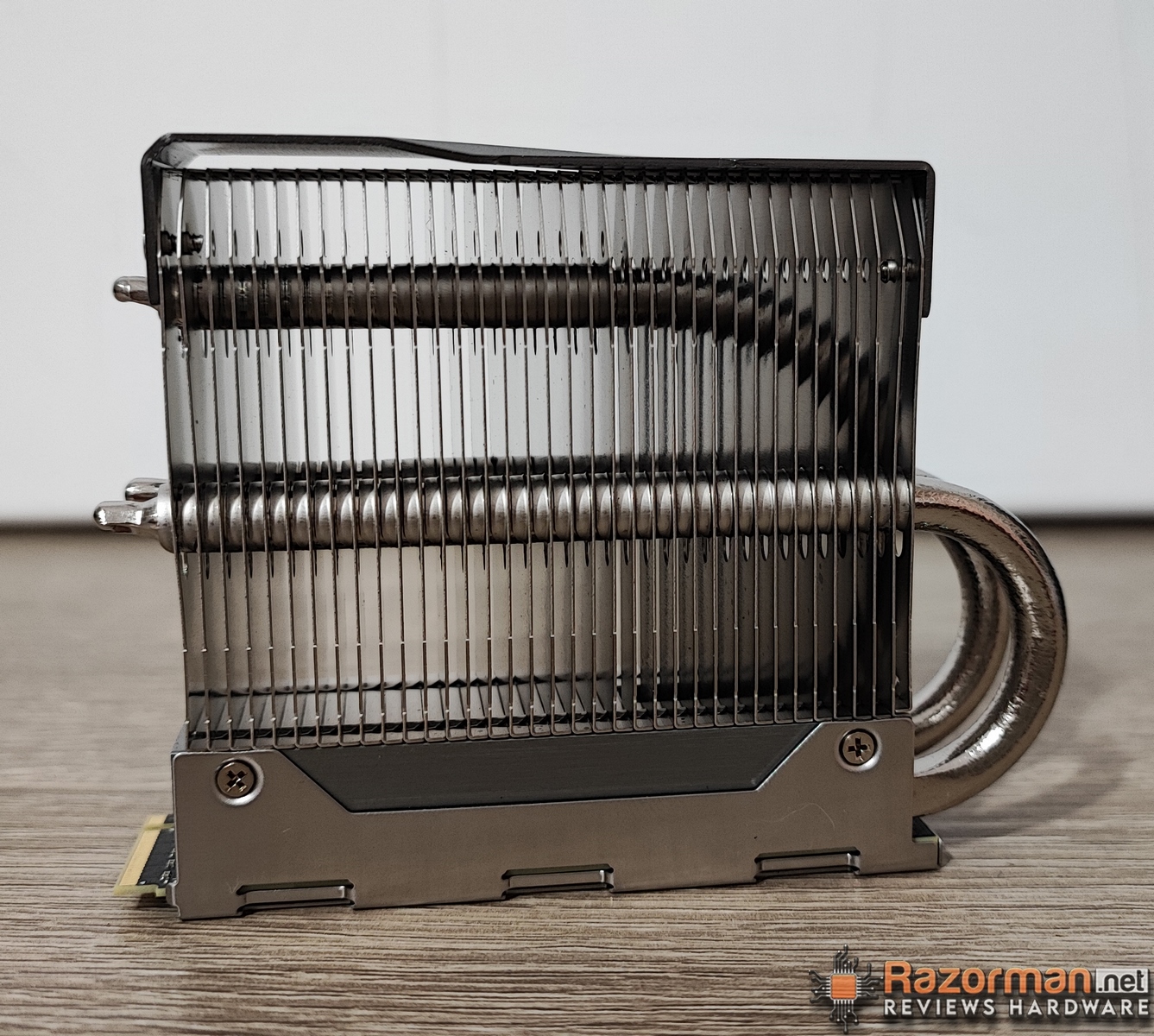 MSI SPATIUM M580 FROZR MSI SPATIUM M580 FROZR