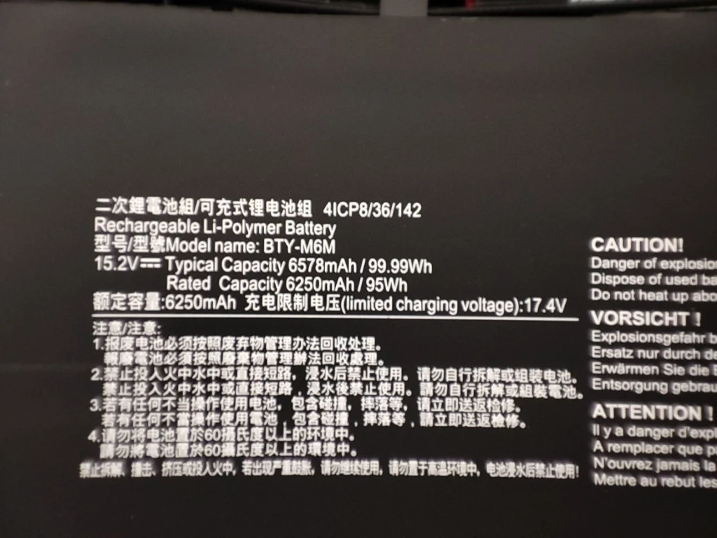 Review MSI Titan GT77 HX 13V 400
