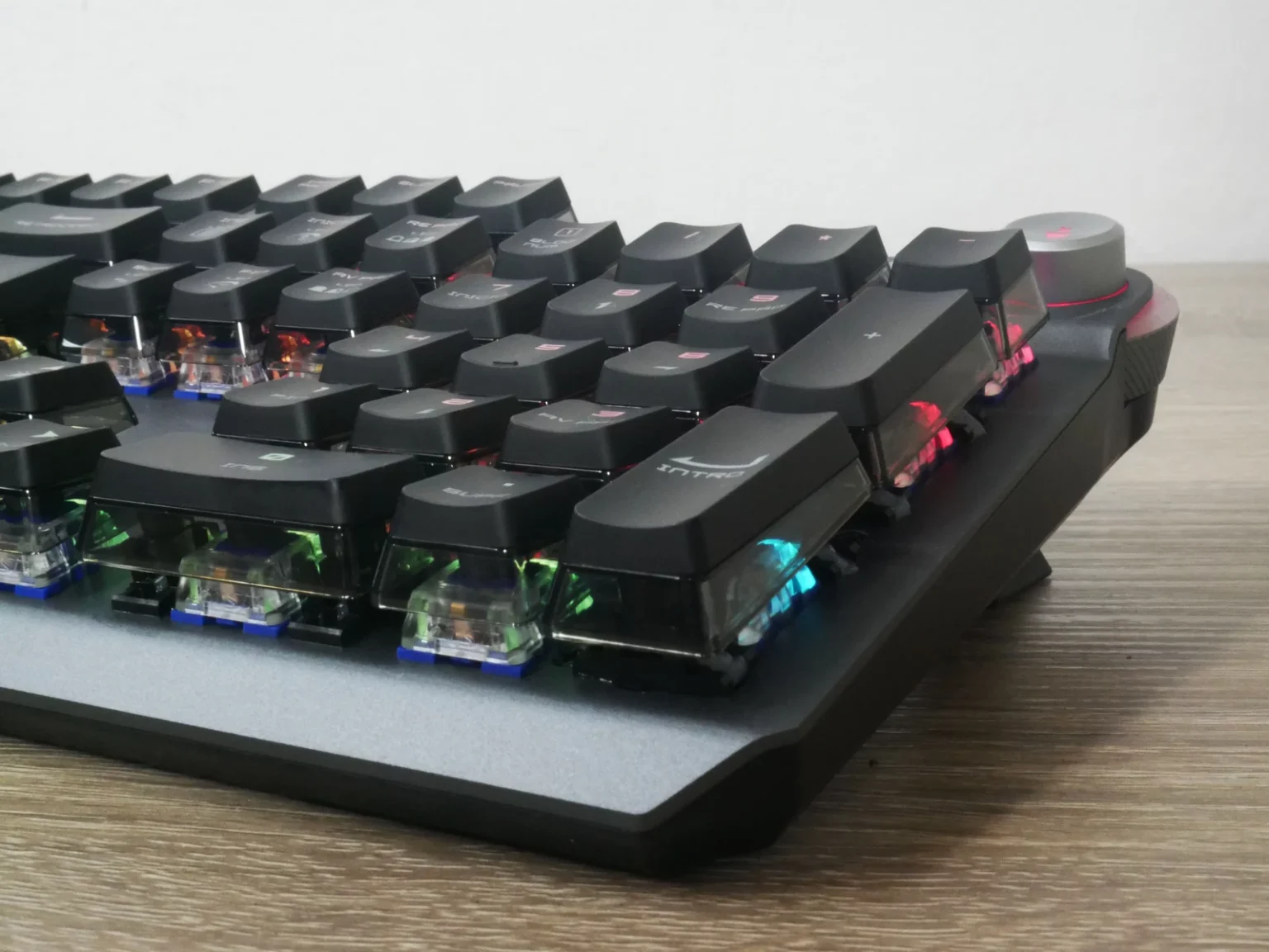 Review MSI Vigor GK71 Sonic 1