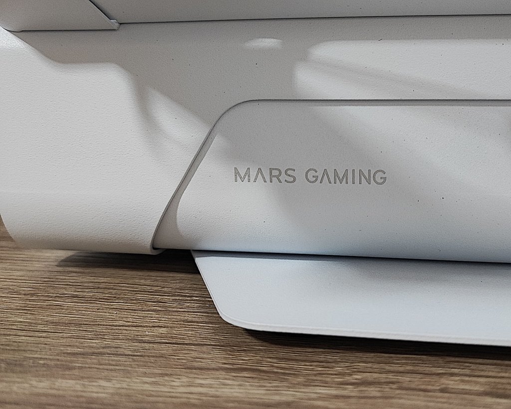 Review Mars Gaming MCB 8