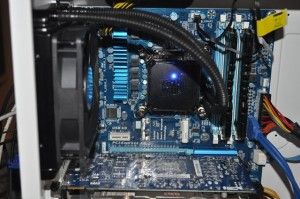Review Cooler Master Seidon 120V 45 Montaje CM Seidon 120V (15)