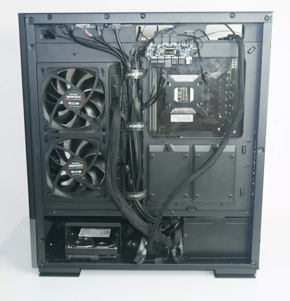 Review Montech SKY Two 33