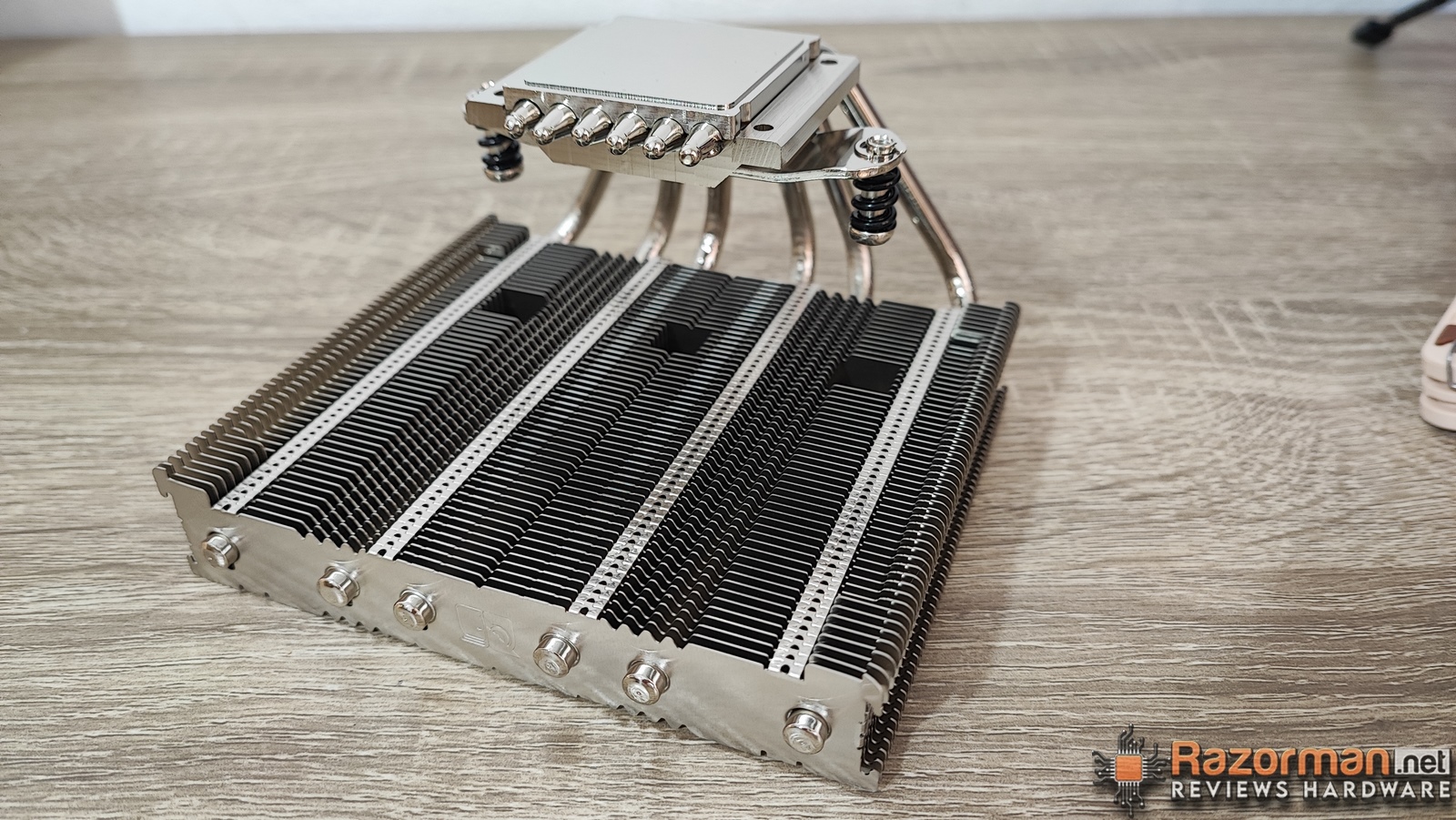 NOCTUA NH-L12SX77