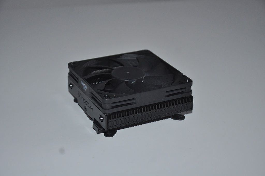 Review Noctua NH-L9i Chromax.Black 4