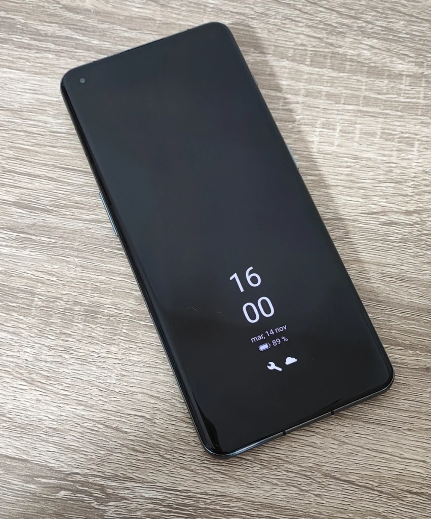 Análisis del smartphone OnePlus 11 5G: Un competitivo buque