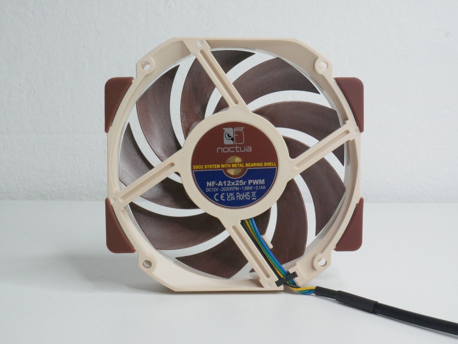 Review Noctua NH-D12L 23 Review Noctua NH-D12L 21