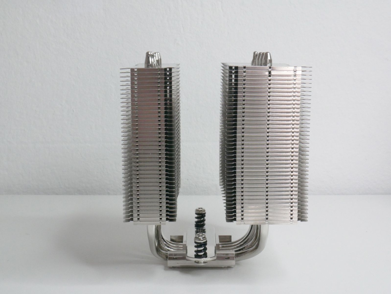 Review Noctua NH-D12L 10 Review Noctua NH-D12L 8